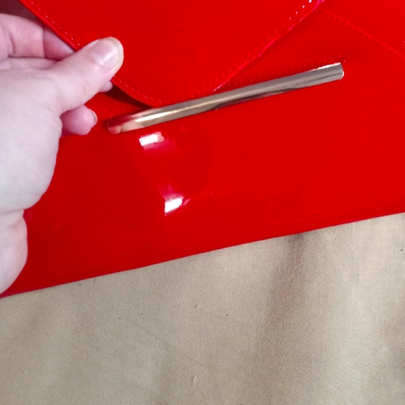 ♥️ NWOT Womens JNB Vintage 80s Style Large Red Envelope Style Crossbody Purse - Picture 3 of 4